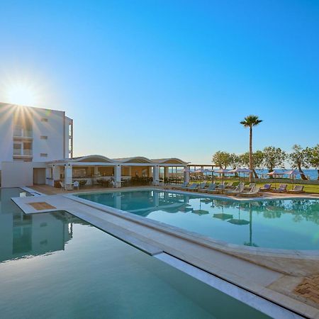 Malia Bay Beach Hotel & Bungalows エクステリア 写真